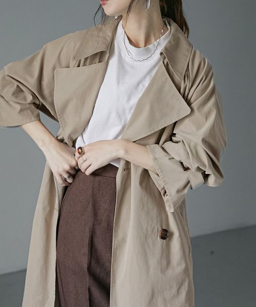 後ろ姿まで洒落るバックシフォンロング丈トレンチコート 後ろ姿まで洒落るバックシフォンロング丈トレンチコート