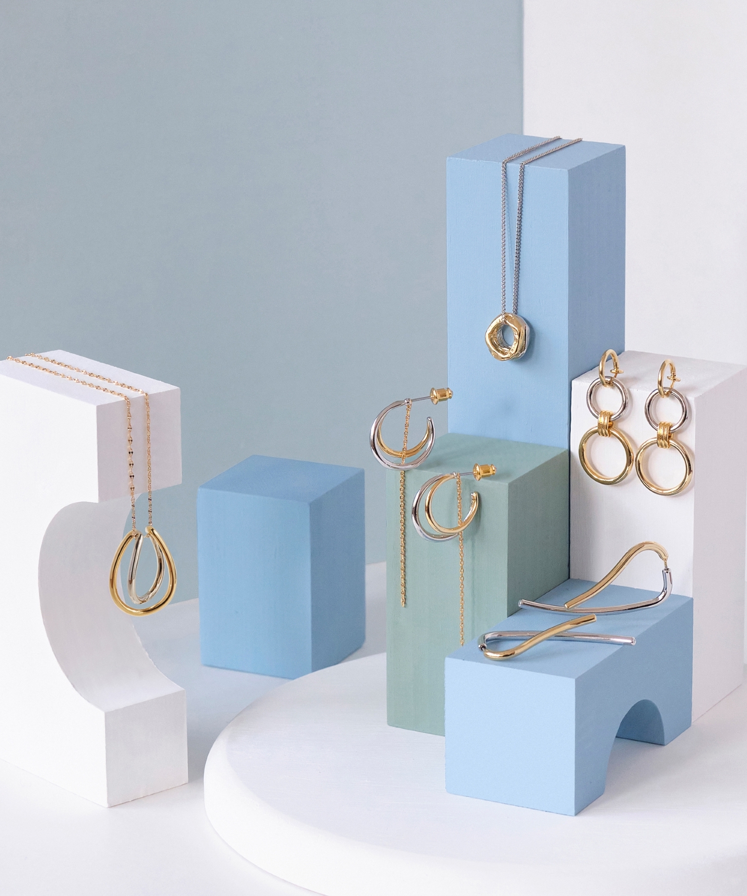 【特別な日に極上の贅沢を！】PHOEBE PHILO ダブルボール ピアス Phoebe ピアス ダブルラインフープピアス シルバー/大ぶり/存在