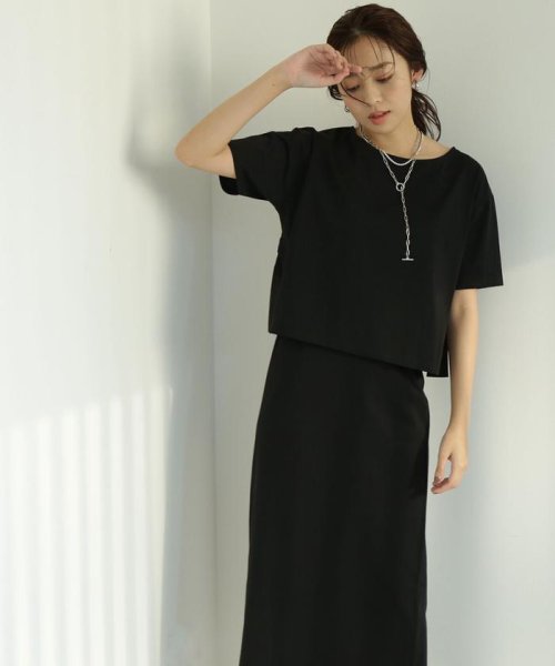 バックシャンカットソーセットアップ