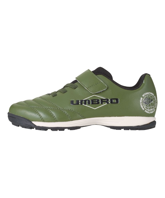 サッカーシューズ　21.5　 UMBRO 8205409044-