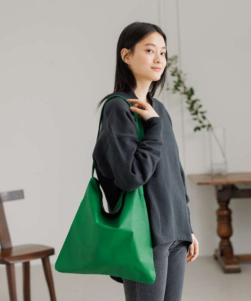 【WEB限定】【Ampersand】ウォッシャブル レザーフラットトートバッグM