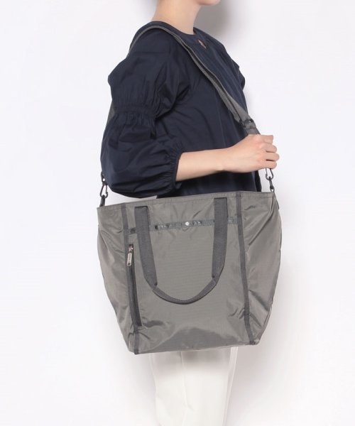 SOFT COLLAPSIBLE TOTEアイアンオア