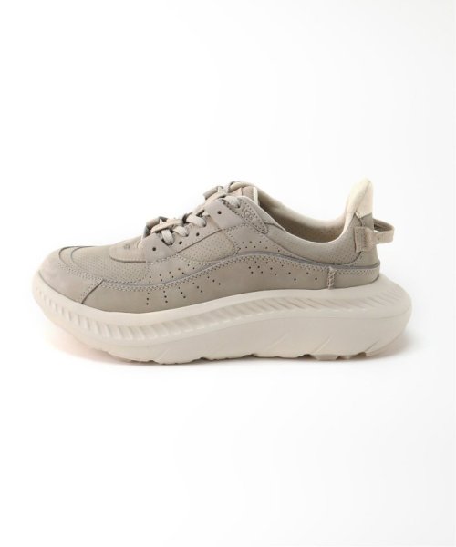 【UGG / アグ】CA805 V2 NUBUCK