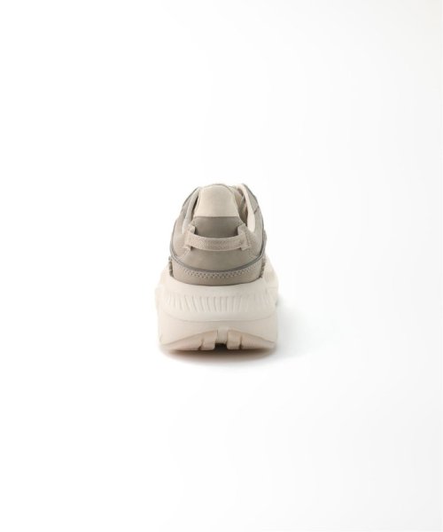 【UGG / アグ】CA805 V2 NUBUCK