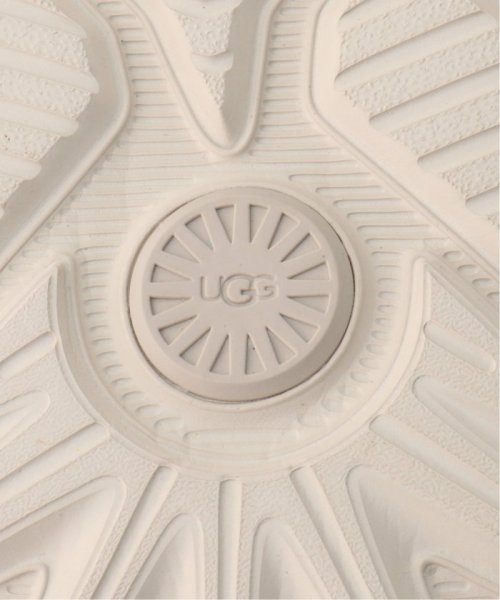 【UGG / アグ】CA805 V2 NUBUCK