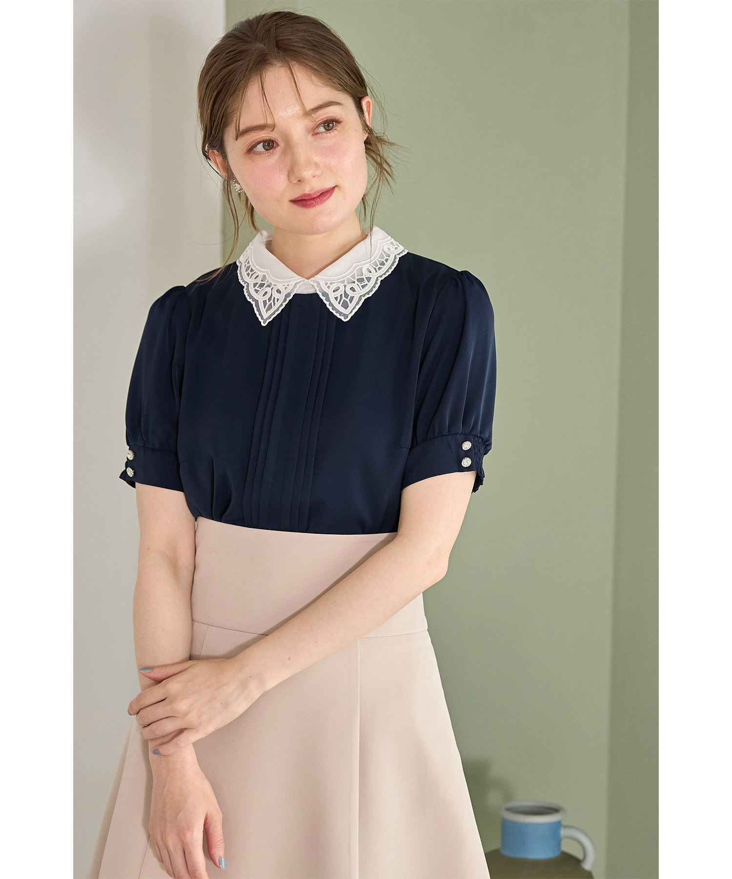 N°21 Tシャツ レース　襟付き　ビジュー N°21 ヌメロヴェントゥーノ Tシャツ レース衿 ビジュー ブラック