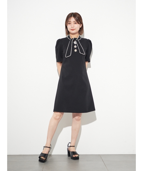 LILYBROWN フロントビジュー釦ミニワンピース LILY BROWN（リリーブラウン）の「フロントビジュー釦ミニ