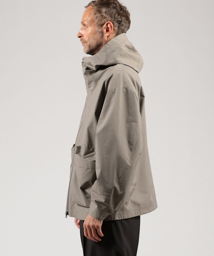 クーポン】【別注】DESCENTE PAUSE×TOMORROWLAND フーデッドブルゾン