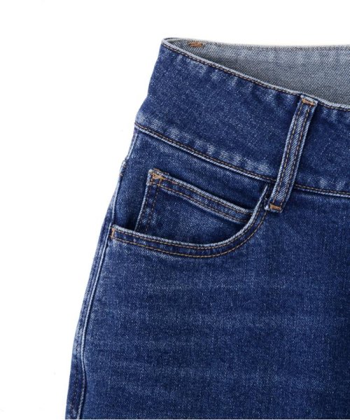 フレアデニムパンツ
