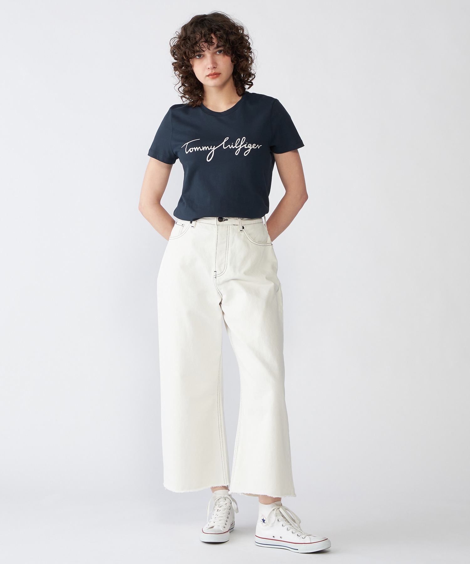 トミー ヒルフィガー   HERITAGE CREW NECK GRAPHIC TEE （ホワイト） トミー ヒルフィガー TOMMY HILFIGER HERITAGE CREW NECK