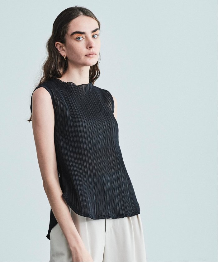 Sheer Pleats Tops | www.episcopal.hn