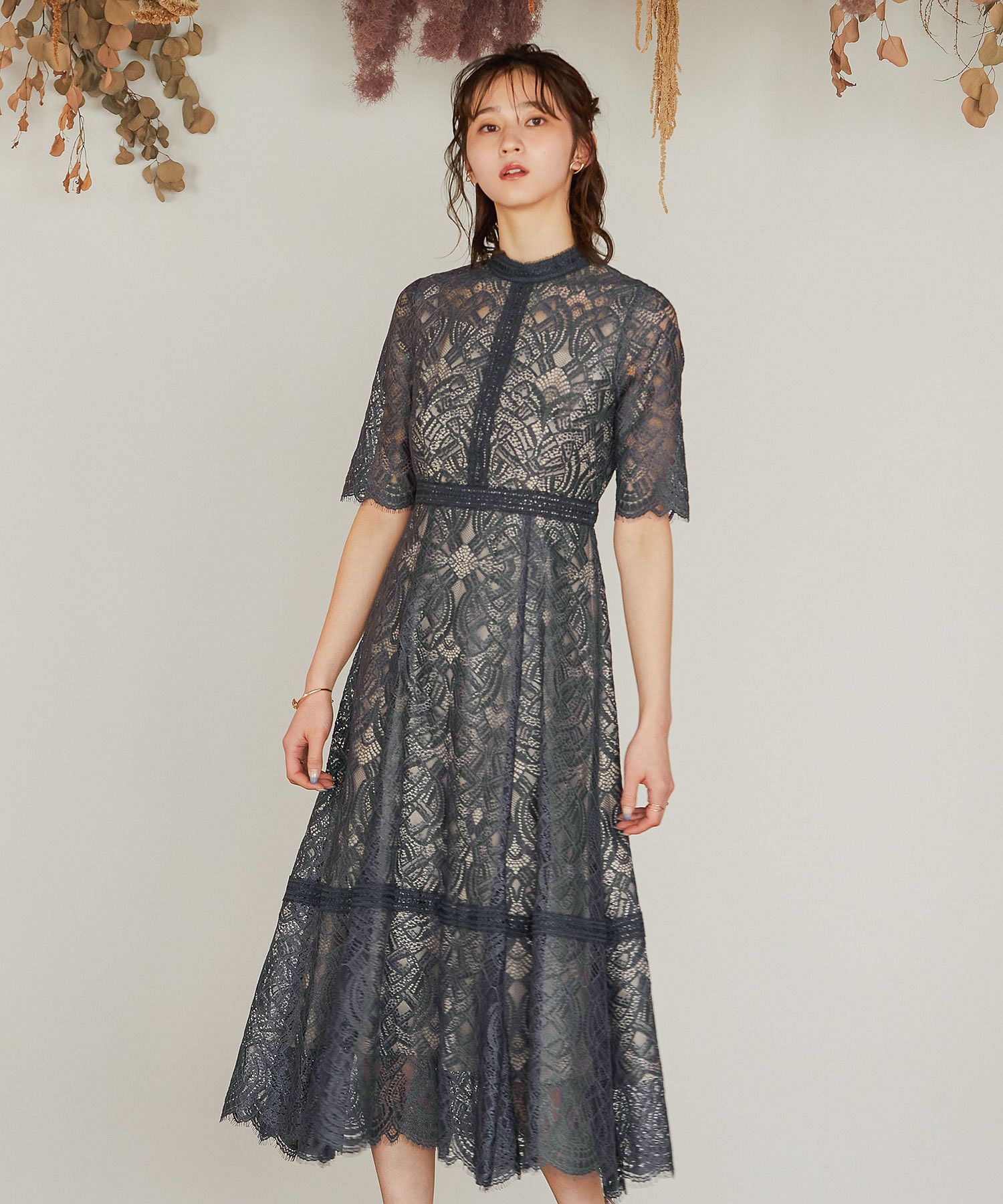 niana 配色レース×ハシゴレース切り替えワンピース 結婚式 L niana ドレス 配色レース×ハシゴレース切り替えワンピース