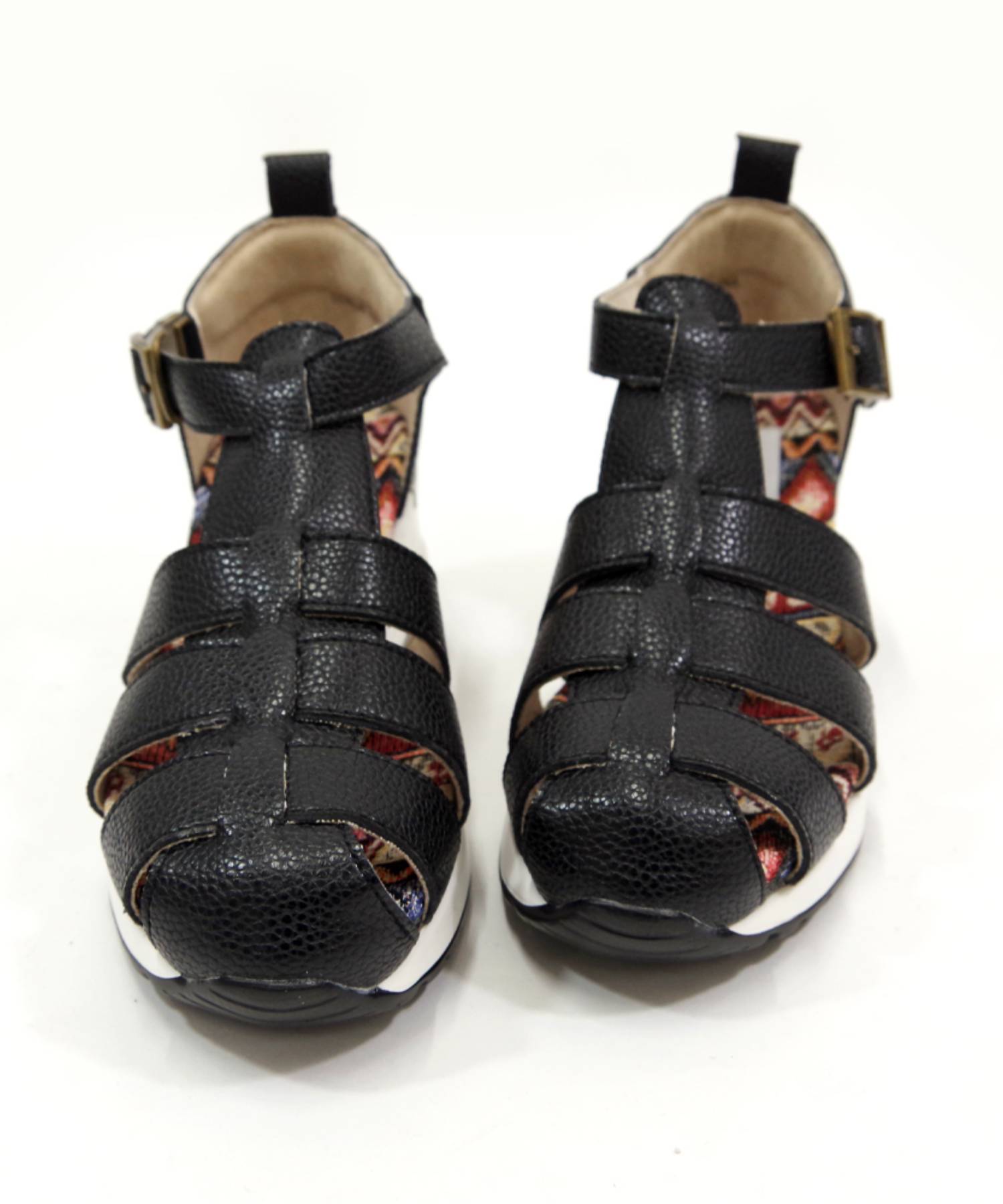 ミネトンカ MINNETONKA グルカサンダル 18m12(504587884 ミネトンカ MINNETONKA グルカサンダル 18m12(504587884