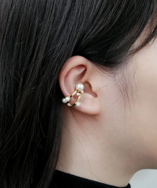Coffret a perles コフレ・ア・ペルル 3－piece set ear cuffs