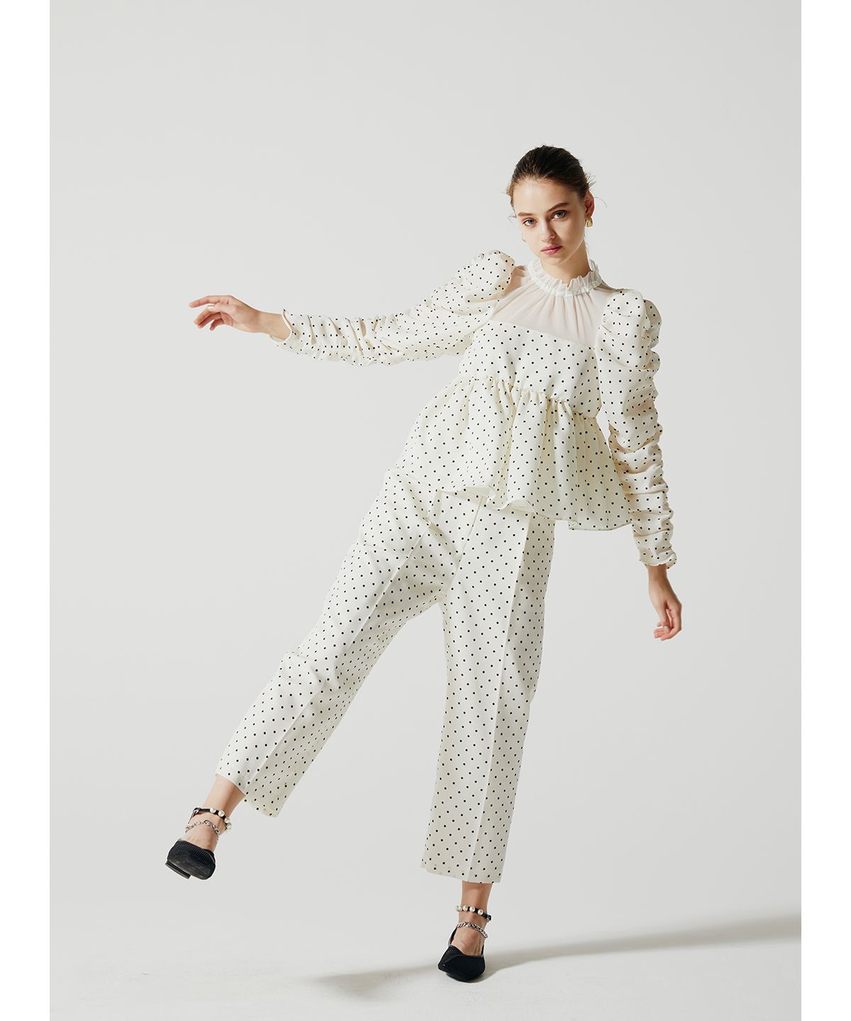 ドット袖ギャザーブラウス(504572814) | コエル(COEL) - d fashion