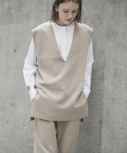 《YVON》ニットパンツ