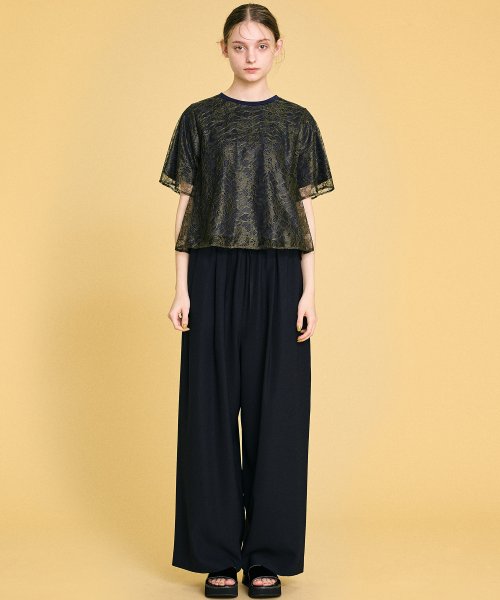 レース重ねTシャツ