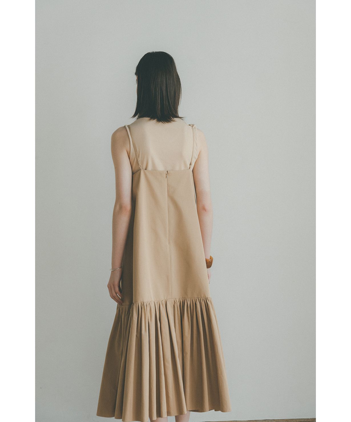 セール 30%OFF】 VOLUME GATHER CAMISOLE DRESS(504607777