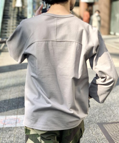 【BATONER/バトナー】別注フットボールTシャツ FOOTBALL T BN－22SM－056