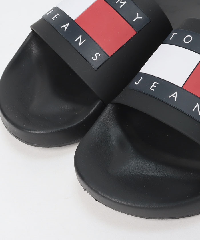  JEANS ☆トミー ジーンズ FLAGサンダル 今年も大人気！ TOMMY JEANS ☆トミー ジーンズ FLAGサンダル 今年も大人気！