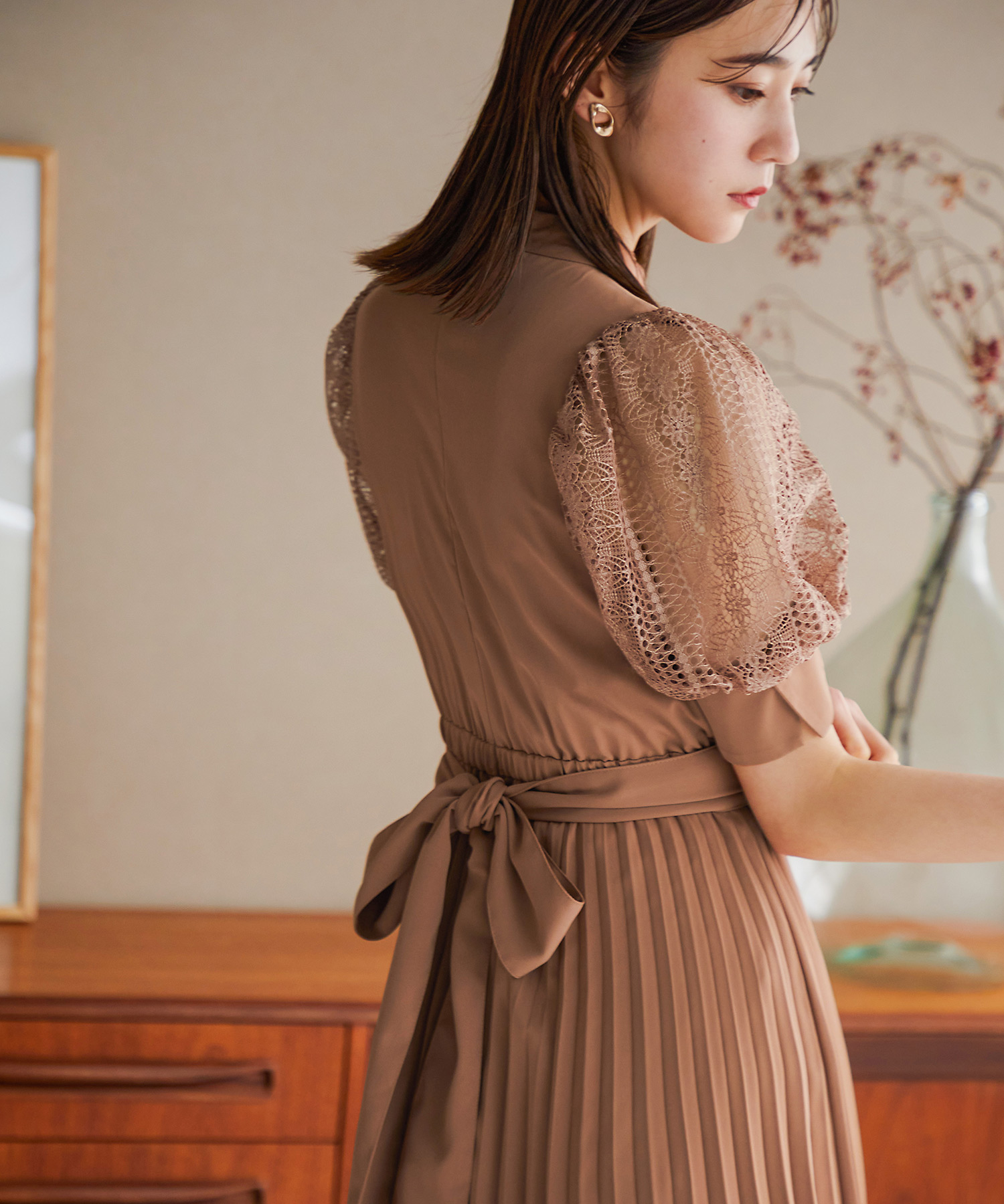 セール】結婚式 ワンピース パーティードレス レース パフスリーブ