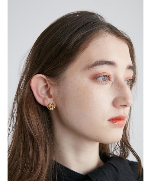 宮脇咲良さん着用 バリエーションアシメピアス リリー ブラウン Lily Brown D Fashion 宮脇咲良さん着用 バリエーションアシメピアス リリー ブラウン Lily Brown D Fashion