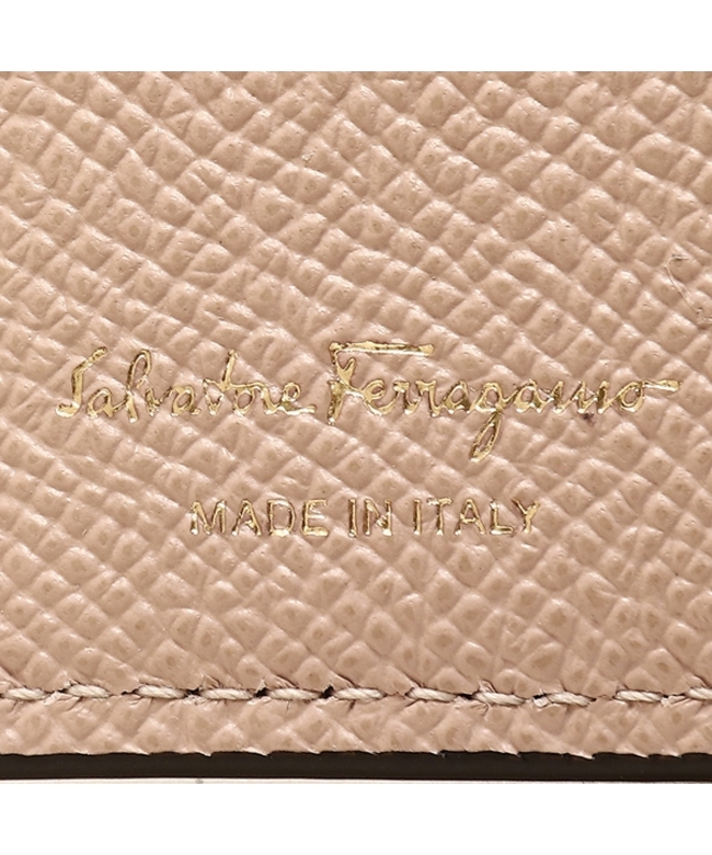 Salvatore Ferragamo(サルヴァトーレフェラガモ) / 2つ折り財布