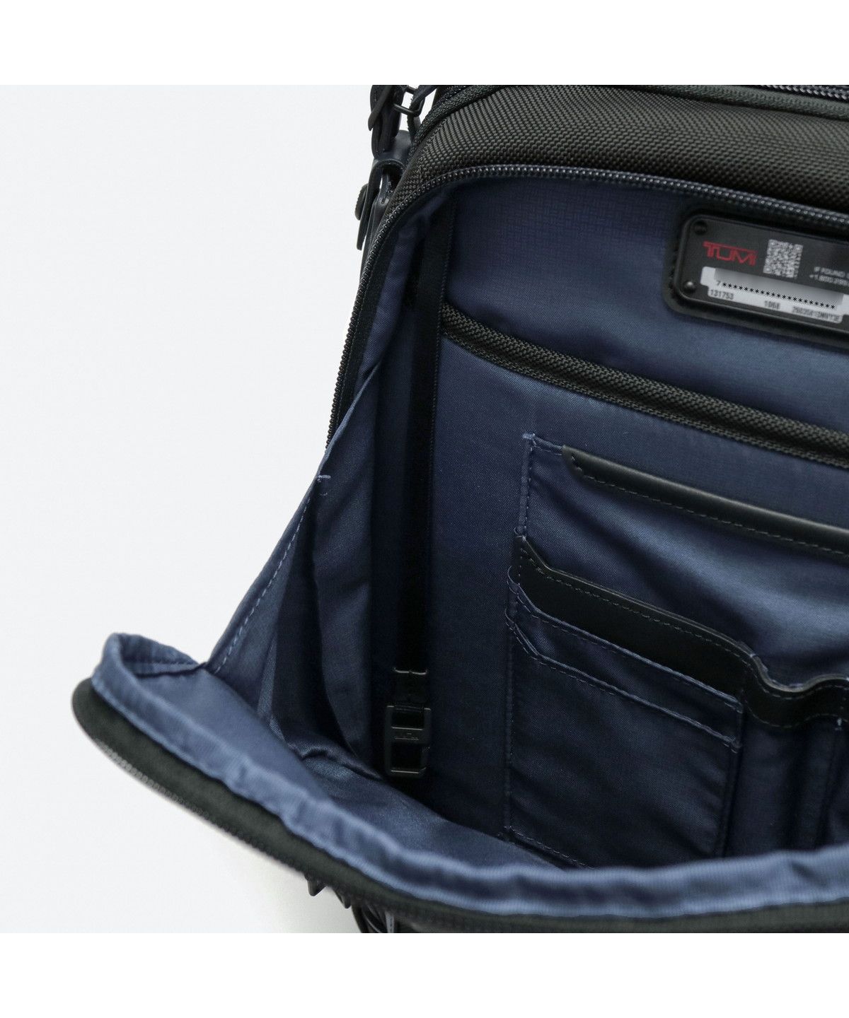 〈中古〉TUMI トゥミ ALPHA 3 バッグ ソリューションズ リュック TUMI トゥミ ALPHA3 リュックサック バックパック ブラック