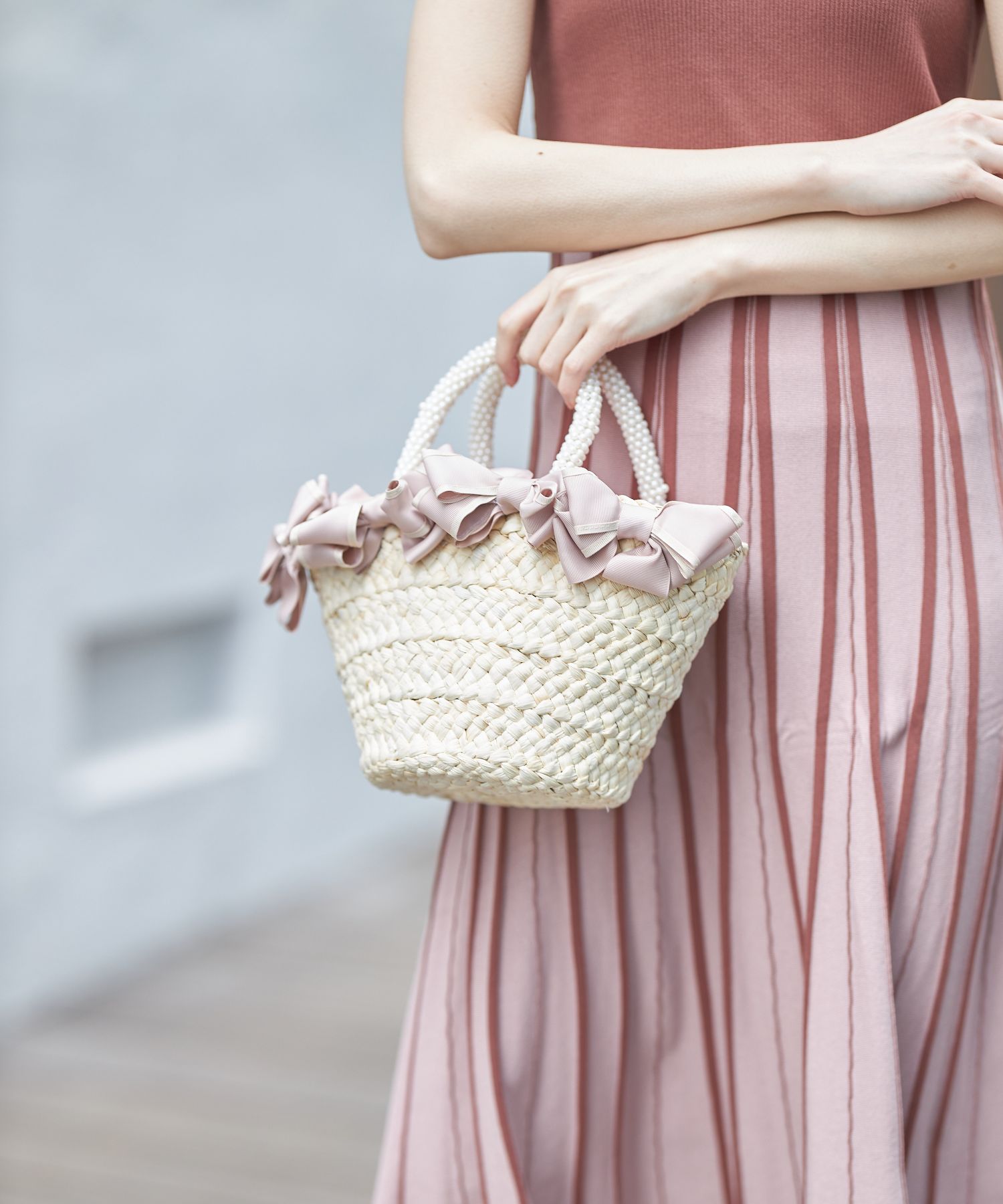 美品♡ COEL コエル　バックフリルテーパードパンツ　チェック　ピンク セール】トッコクローゼット tocco closet 配色ライン入りリボン