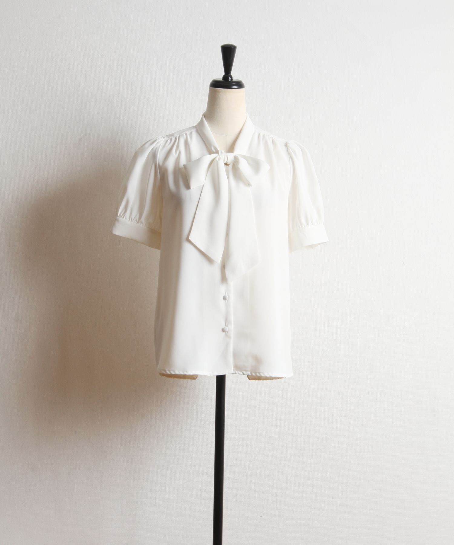 トッコクローゼット tocco closet ボウタイりぼん半袖ブラウス