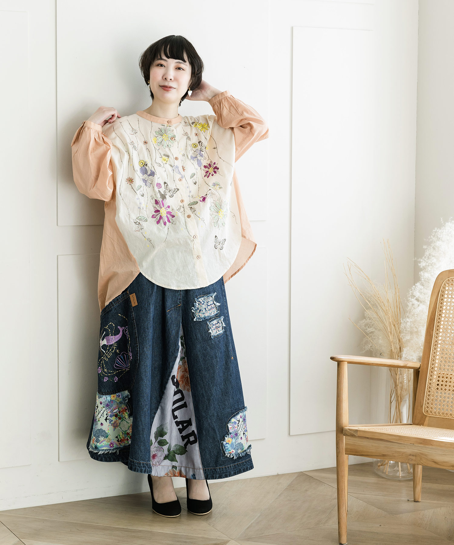 アップリケ×刺繍デニムスカート(504680102) | スカラー(ScoLar アップリケ×刺繍デニムスカート(504680102) | スカラー(ScoLar