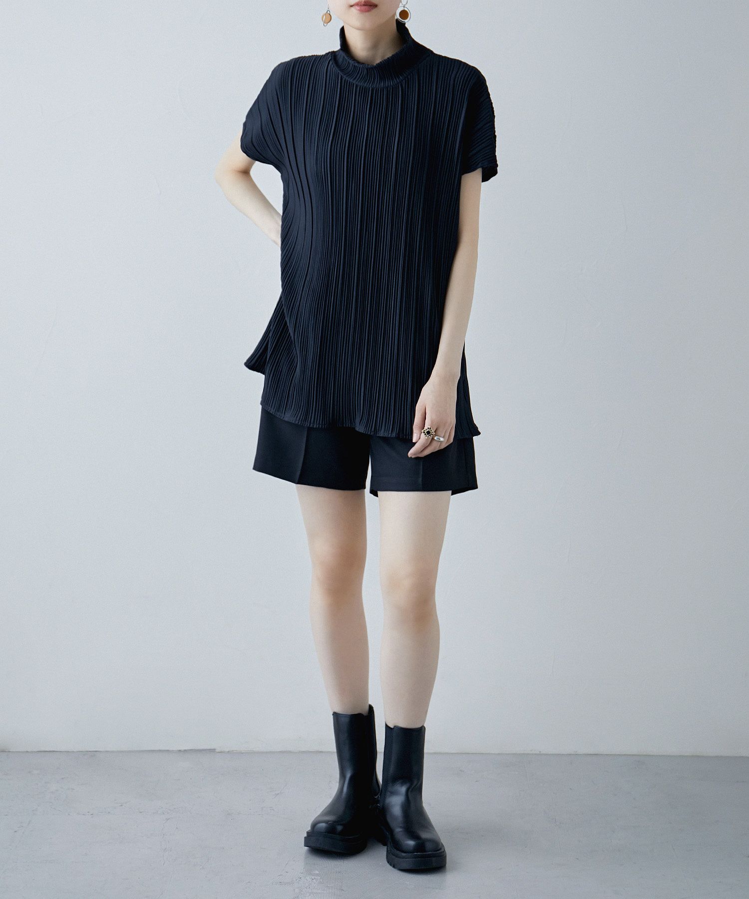 PLEATS PLEASE ISSEY MIYAKE（カットソー(半袖/袖なし)）の