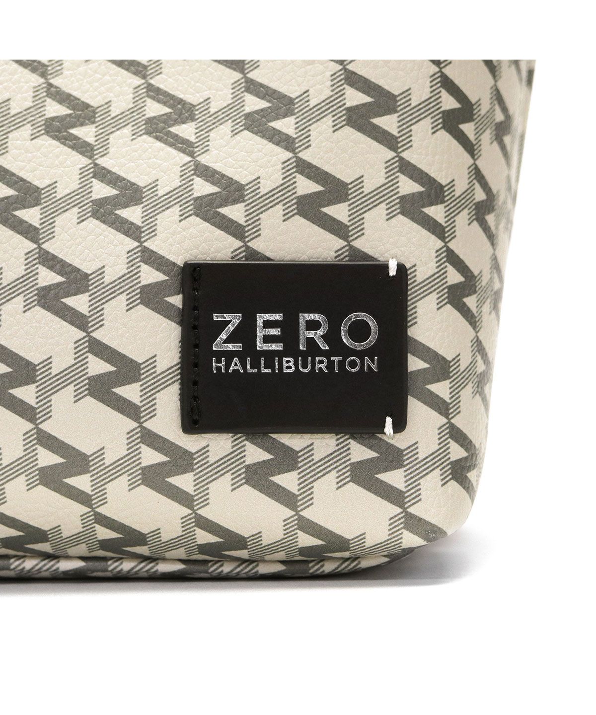 ZEROハリバートン美品 Monogram Series |Cart Pouch ゼロハリバートン ZERO HALLIBURTON ZHG-B6 | Cart Pouch 82535