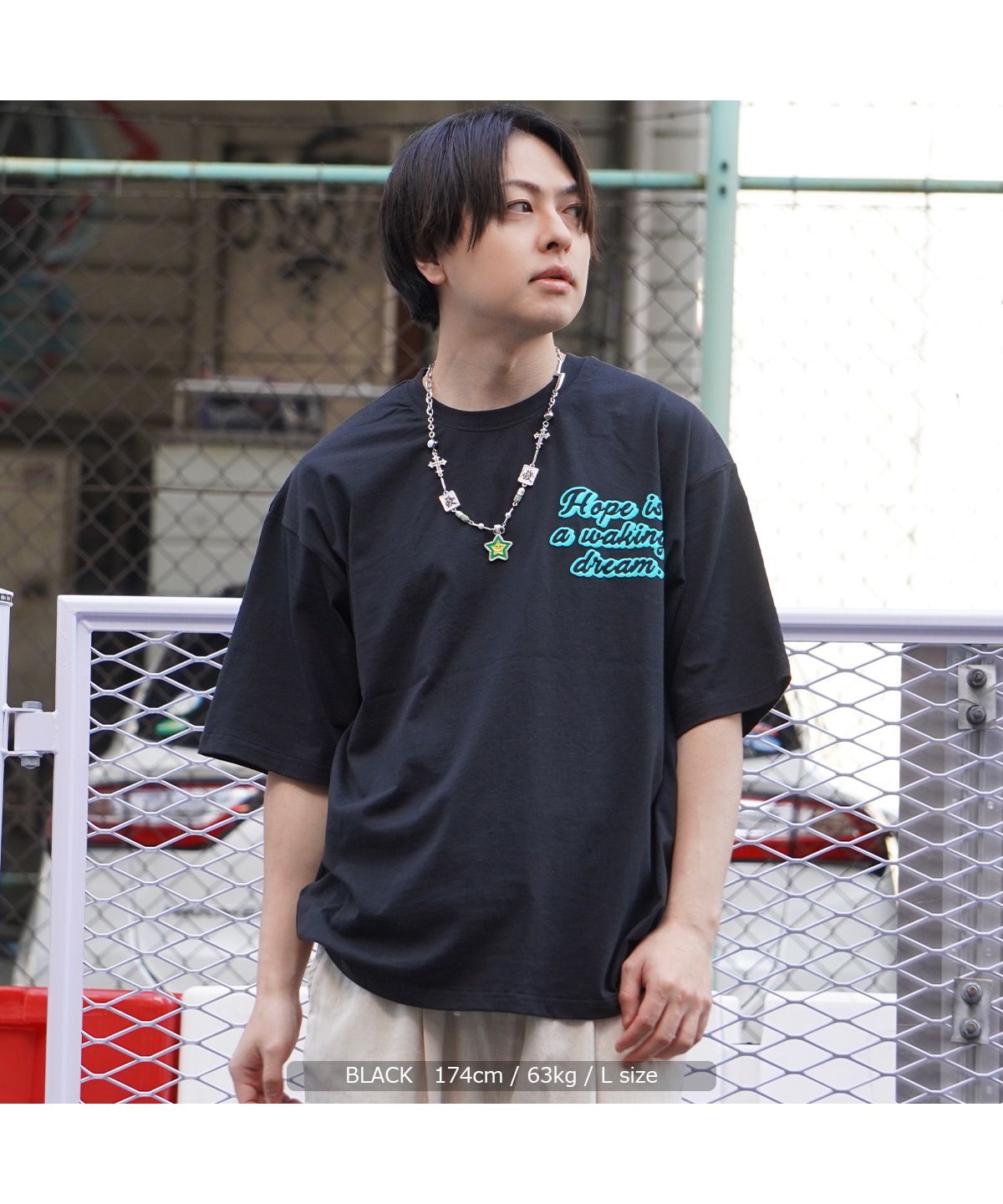 gomme 立体的なタックデザイン 半袖Tシャツ 黒 メッシュ素材ワンポイント刺繍半袖Tシャツ アウトドアプロダクツ