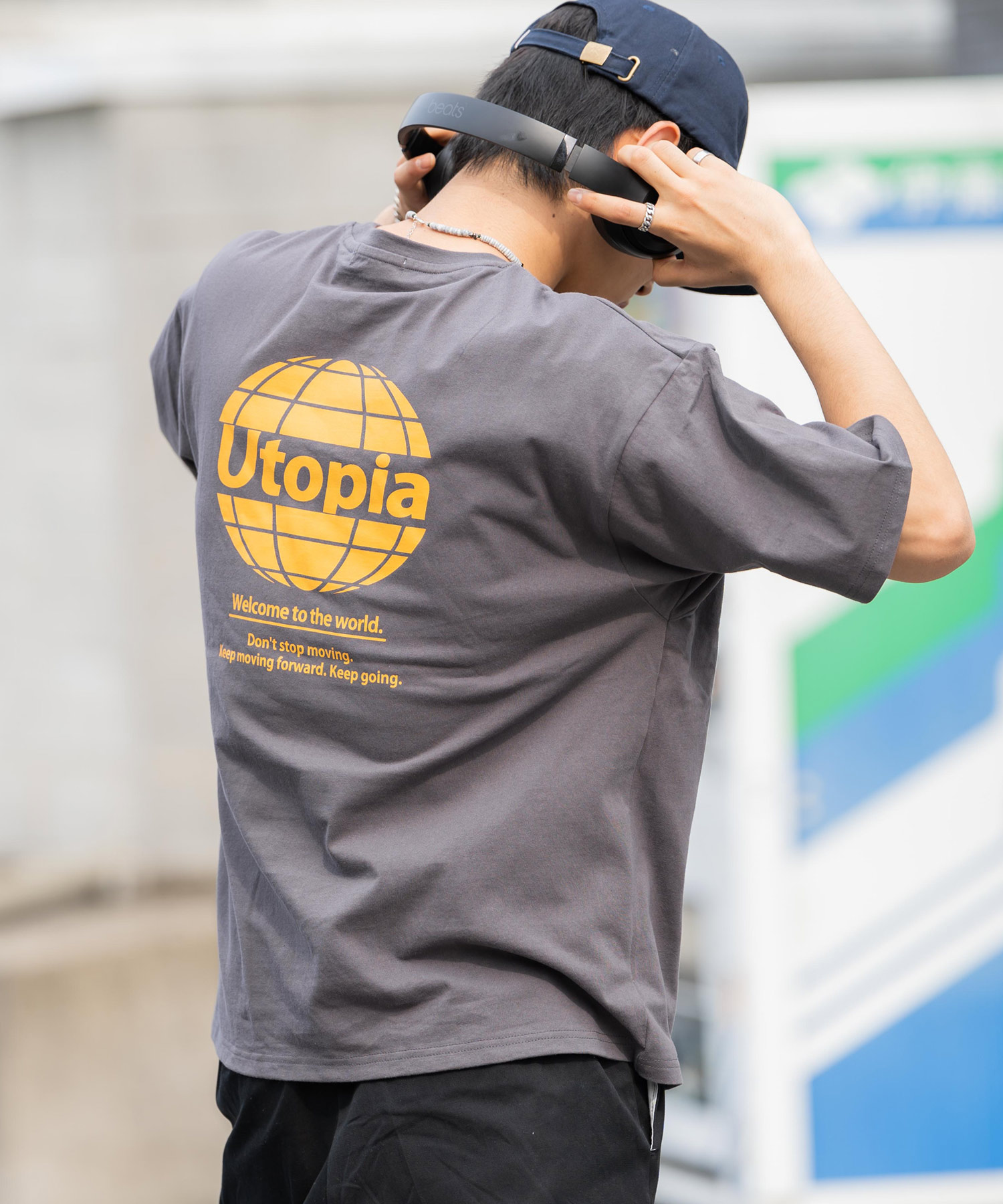 h.NAOTO SEVEN Tシャツ Vネック ゴシック 白 バックプリント h.NAOTO SEVEN Tシャツ Vネック ゴシック 白 バックプリント