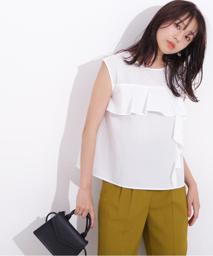 NATURAL BEAUTY BASIC シアーラッフルフリルブラウス　ベージュ NATURAL BEAUTY BASIC｜シアーラッフルフリルブラウス | Rakuten
