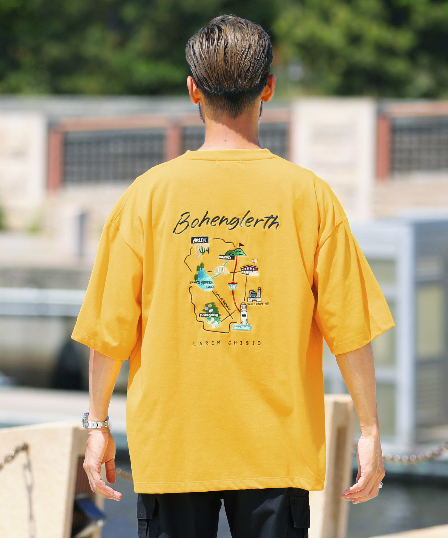 早期予約・新じゃが BALENCIAGA オーバーサイズ ブラック Tシャツ ワンポイントFF刺繍