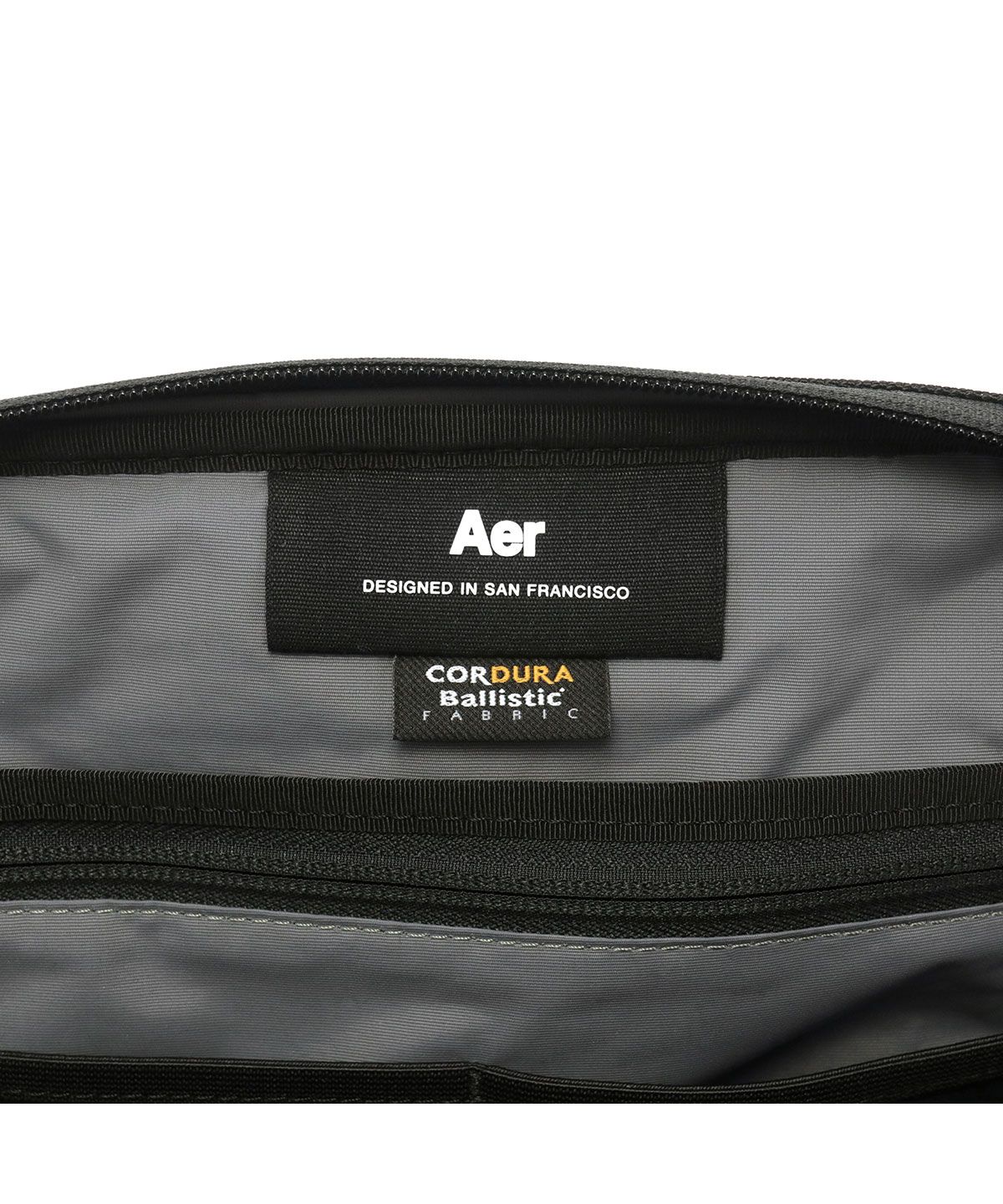 エアー ボディバッグ Aer Travel Collection Day Sling 3 Max