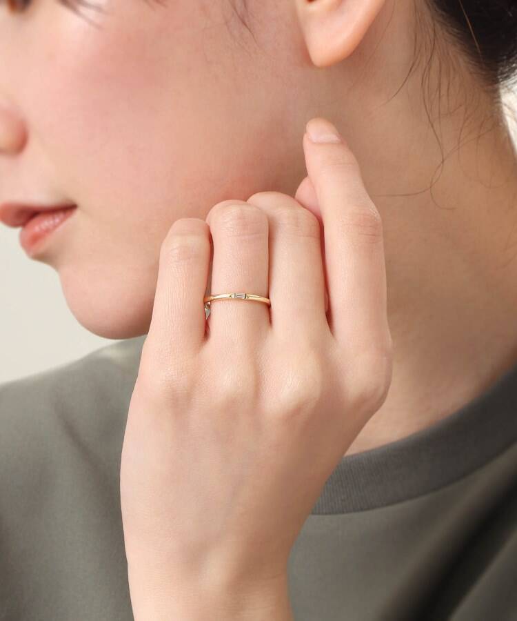 COCOSHNIK ダイヤモンド バゲットカット　ピンキーリング　美品 K10ダイヤモンド バゲットカット ピンキーリング（リング