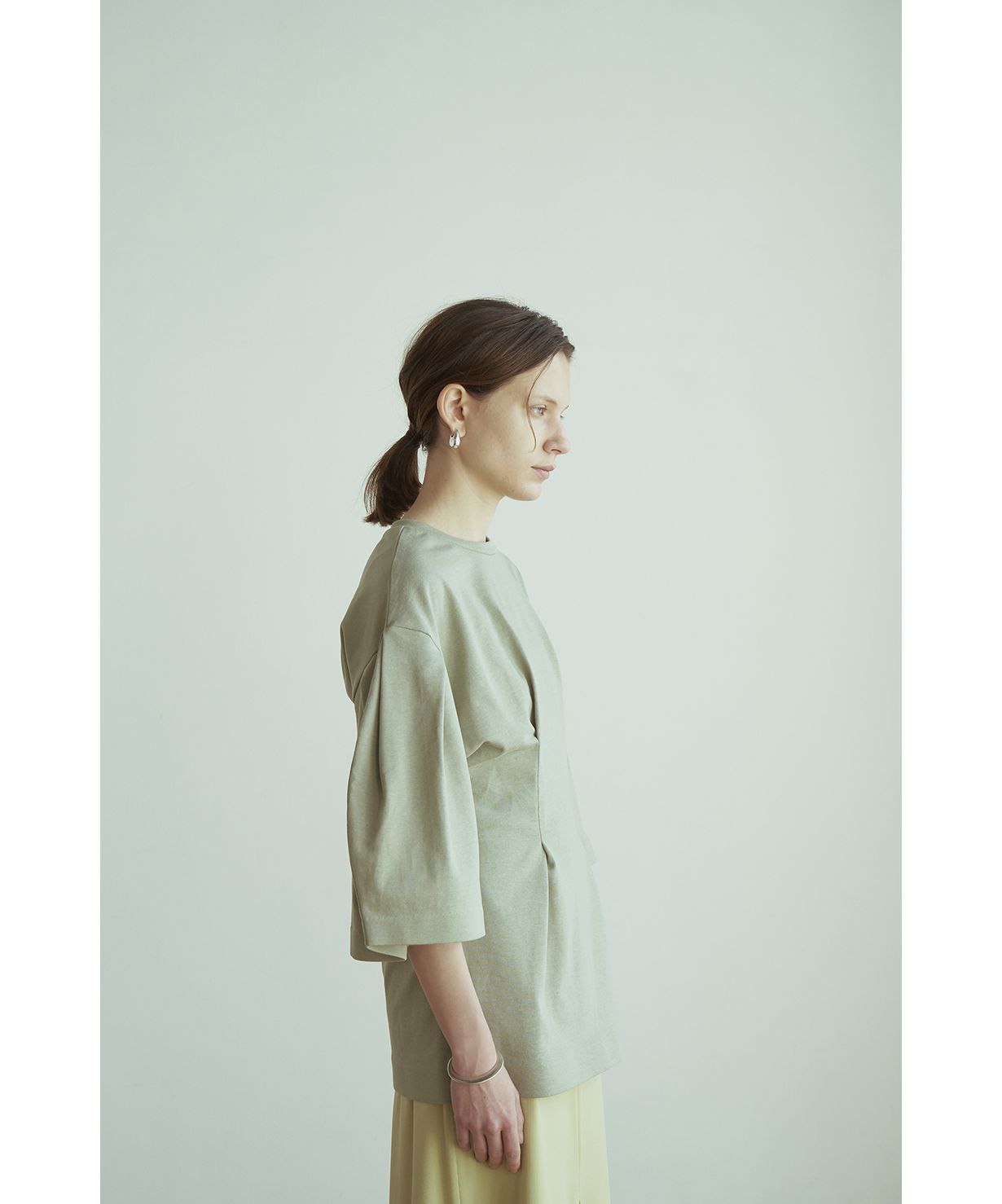 CLANE ✨WAIST DESIGN LONG TOPS　ベージュ　トップス CLANE ✨WAIST DESIGN LONG TOPS ベージュ トップス - メルカリ