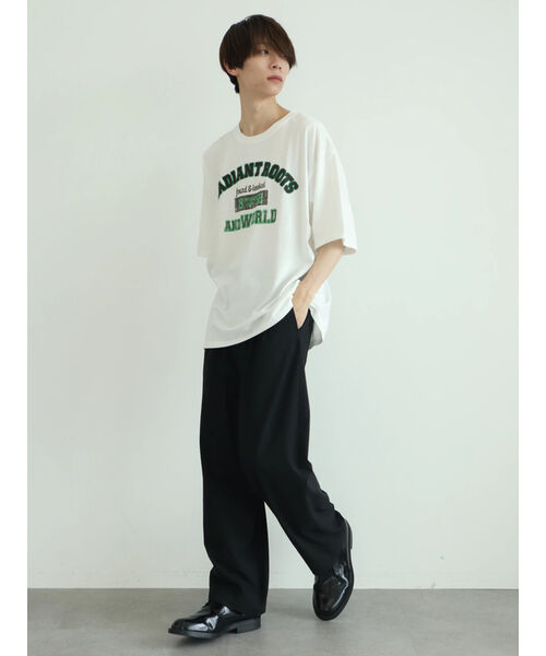 セール】【ジェンダーレス】チェーン刺繍カレッジ半袖Tシャツ