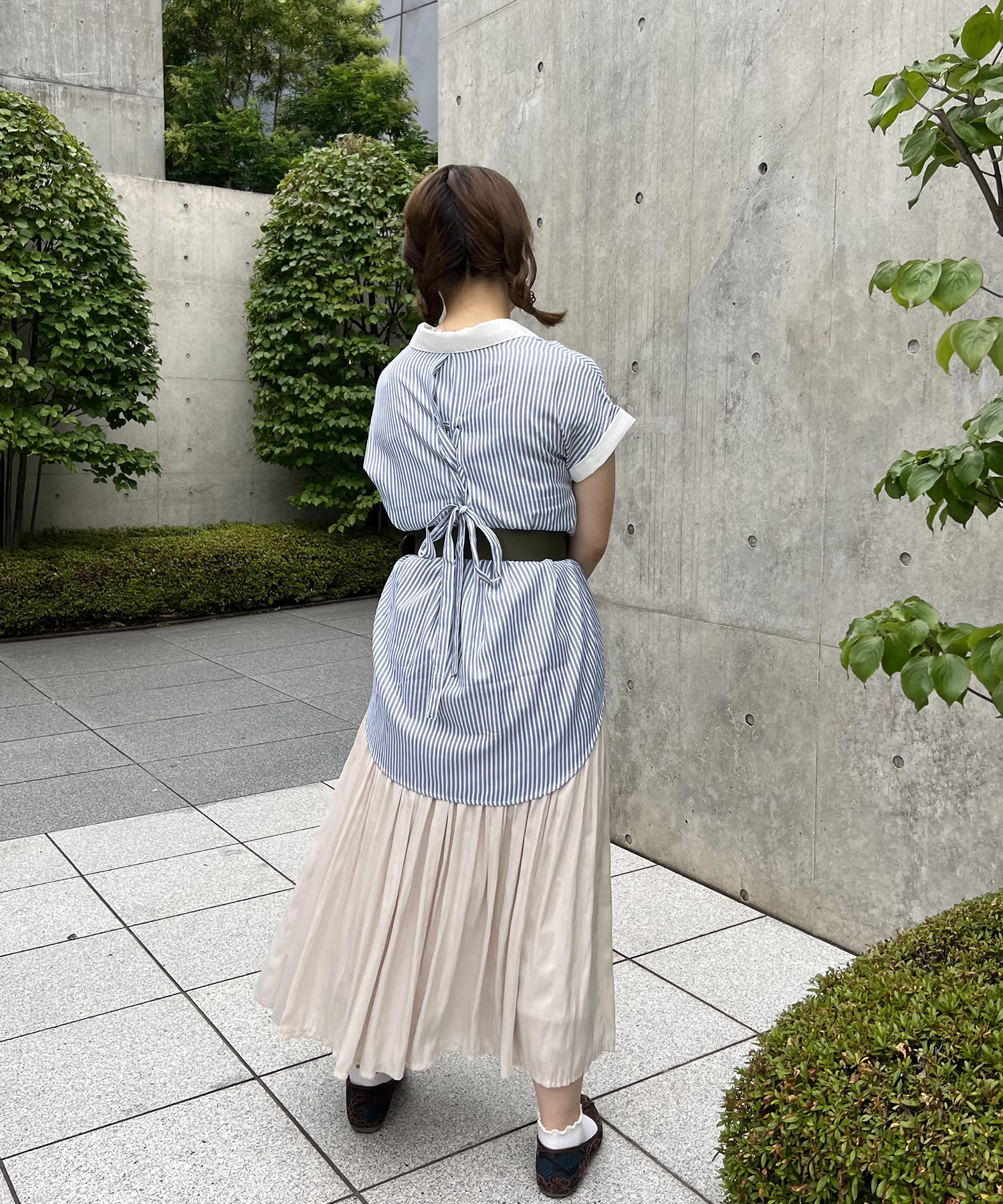 美品✨OLLEBOREBLA カーディガン ブラウス シャツ ブタポケット 麻 美品✨OLLEBOREBLAトップス ブラウス シャツ ブタポケット 麻