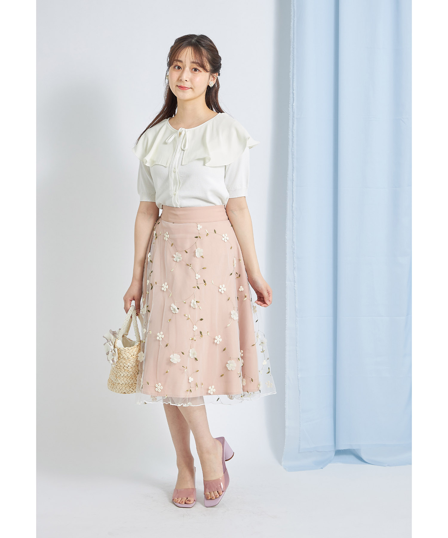 DOLCE&GABBANA - DOLCE&GABBANA 純白の豪華エンブロイダリー立体