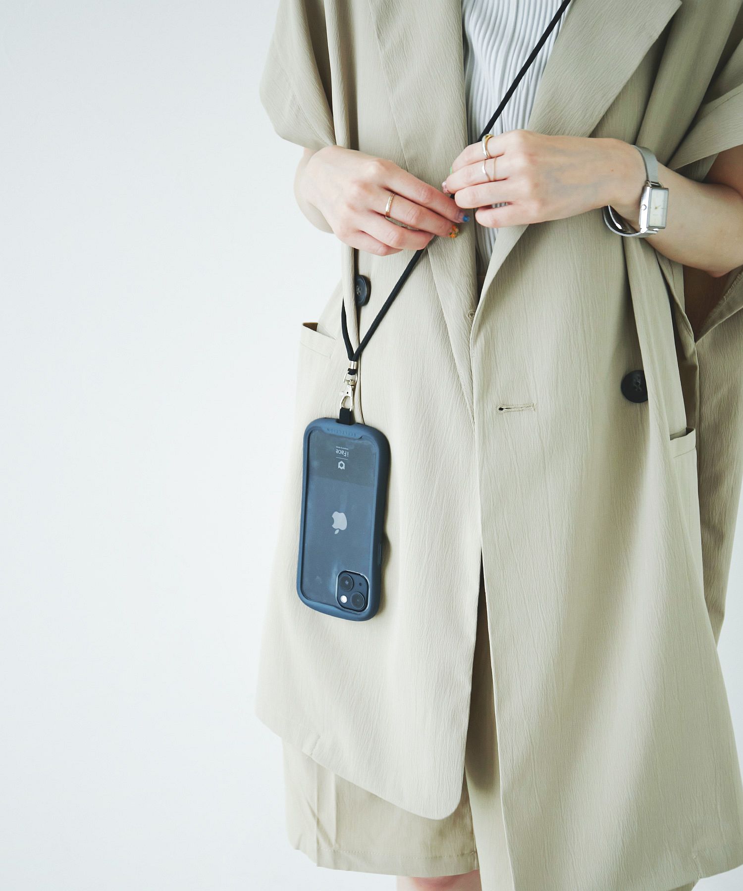 全機種対応✨PRADA スマホショルダー ネックストラップ ストラップ付 肩掛け スマホ iPhone 全機種対応 ショルダー 斜