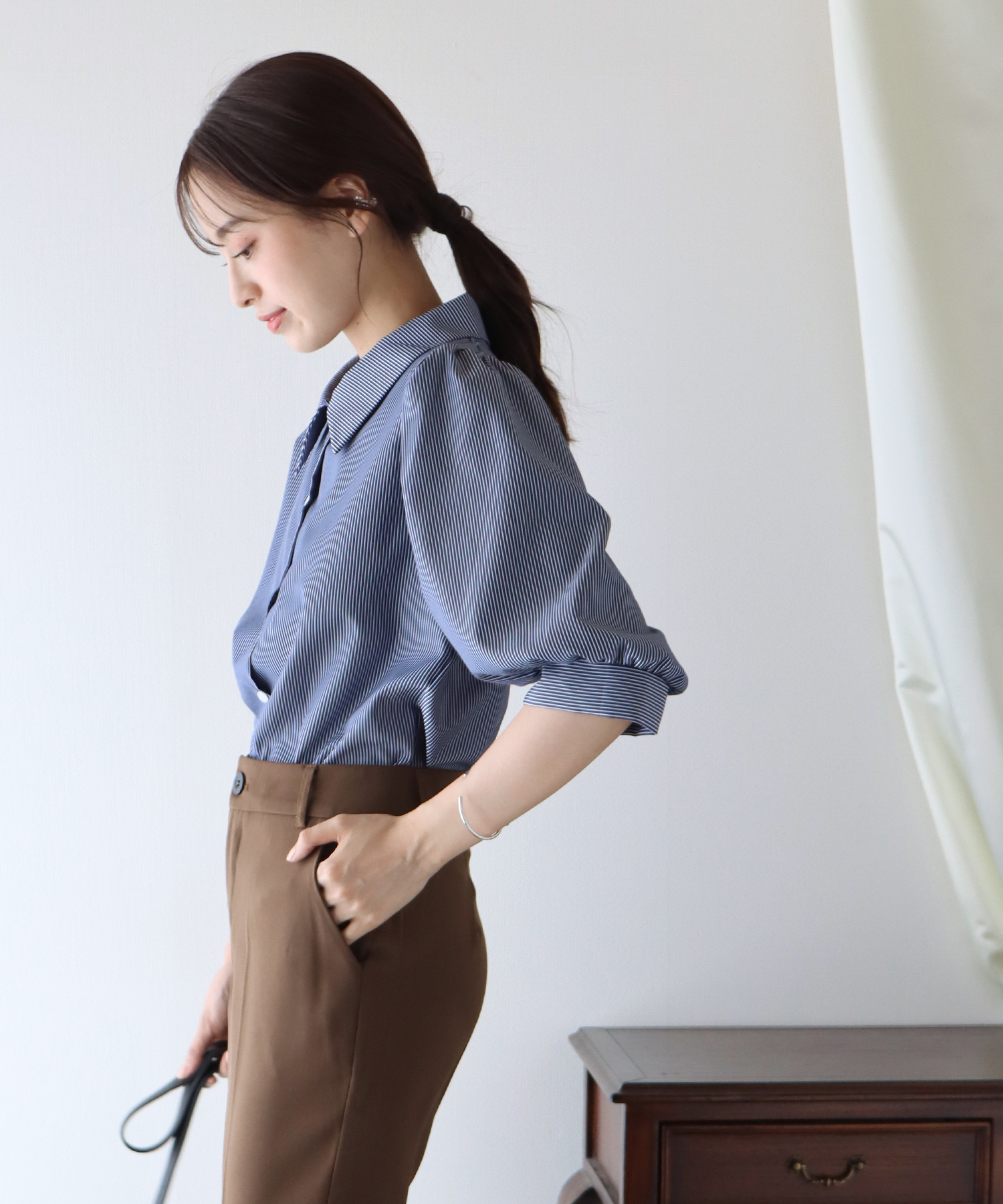 美品✨バーバリーブルーレーベル シャツ パフスリーブ 襟 ホース ストライプ M バーバリーブルーレーベル バーバリーストライプ パフスリーブ