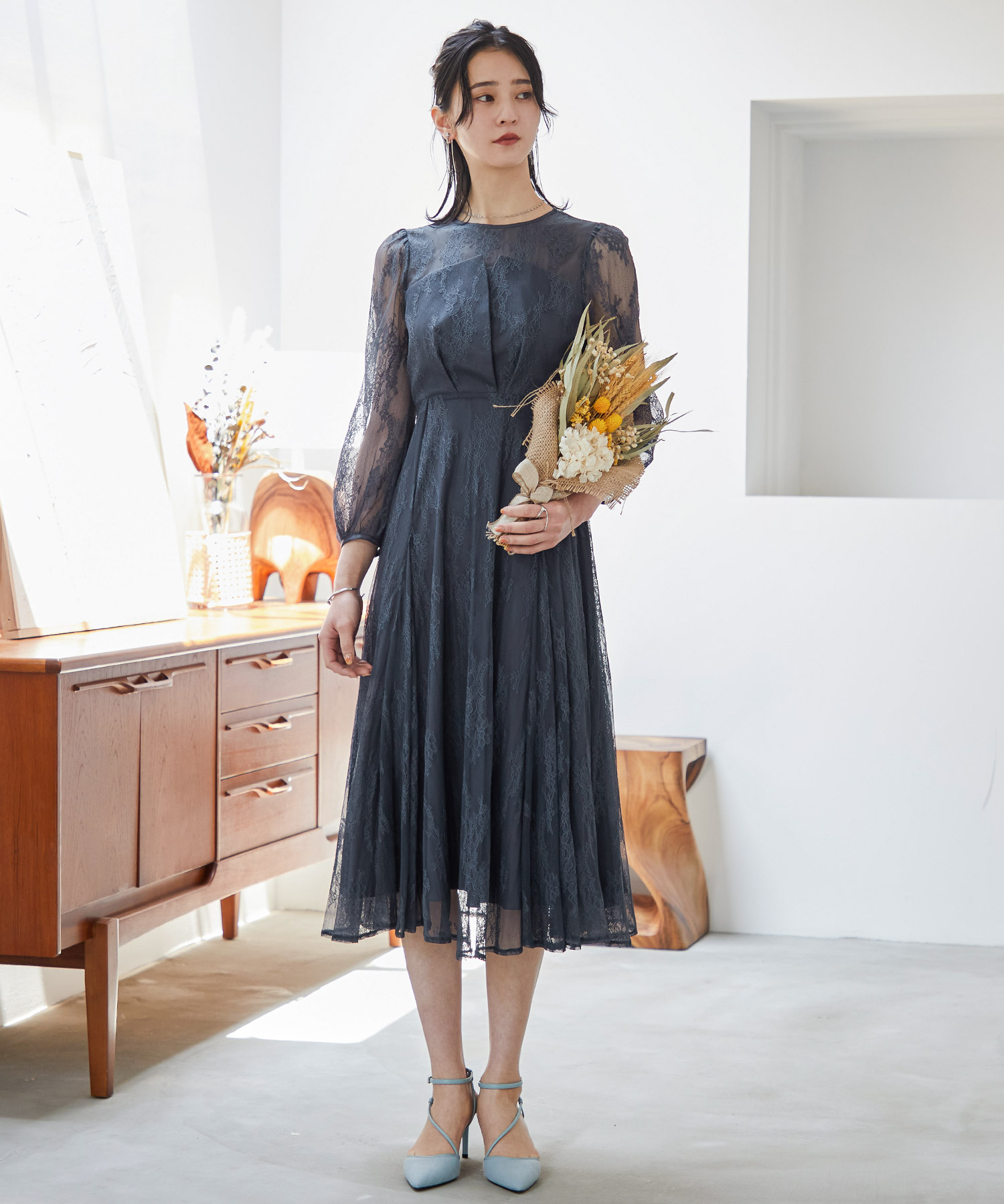 タヌキ【美品】nianaニアナ ビスチェ風パーティドレス 結婚式フォーマル ニアナ niana ビスチェ風トップス総レースワンピースパーティー