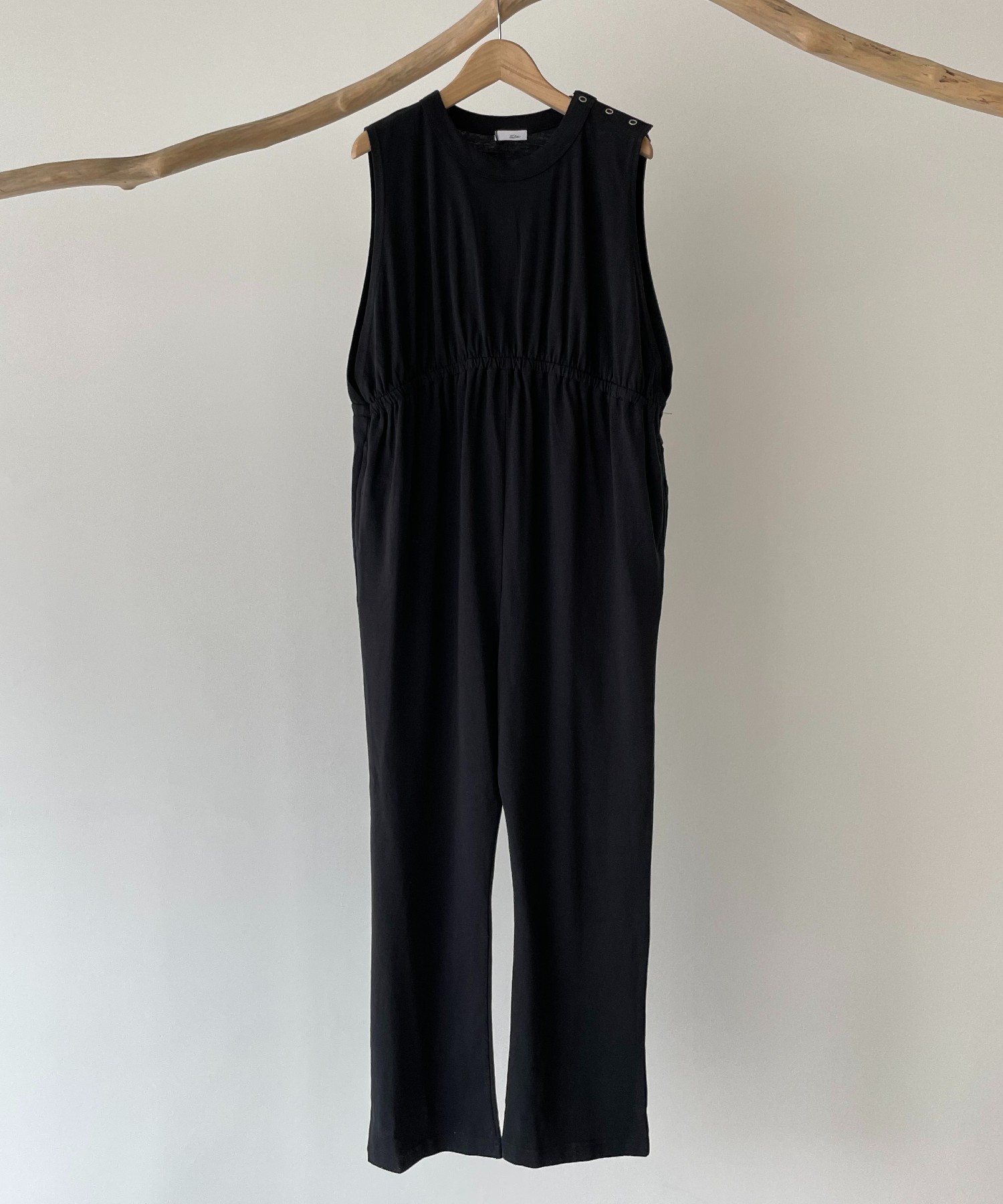 即完売【CANAL JEAN】arc(アーク) ノースリ無地ジャンプスーツ キャナルジーン CANAL JEAN arc(アーク)ノースリ無地ジャンプ