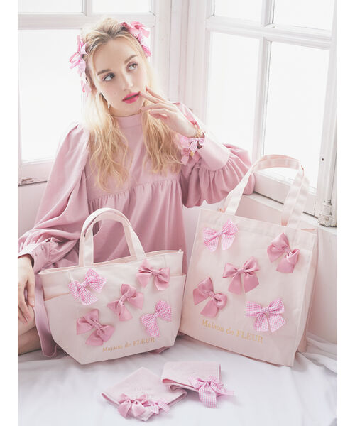 メゾンドフルール リボンサテンスクエアトートバッグ Maison de FLEUR｜リボンサテンスクエアトートバッグ | Rakuten