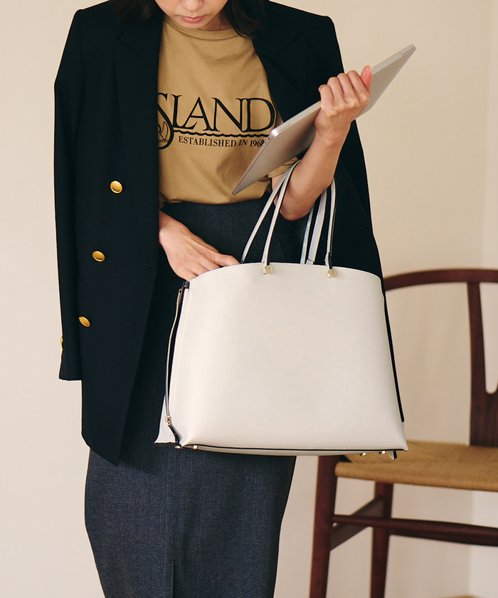 クーポン】【E'POR】【A4対応】【一部店舗限定】Y BAG Medium＋
