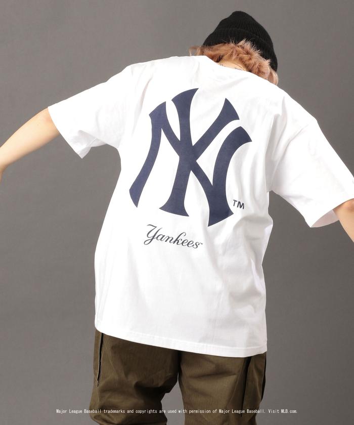 国内発送【AVIREX】AVIREX × NEW YORK YANKEES T-SHIRT クーポン】【MLB×AVIREX】ヤンキース Tシャツ/YANKEES T－SHIRT